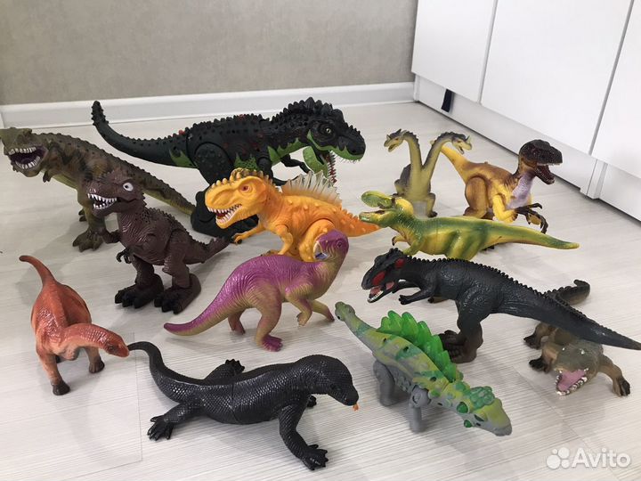 Игрушки динозавры коллекция