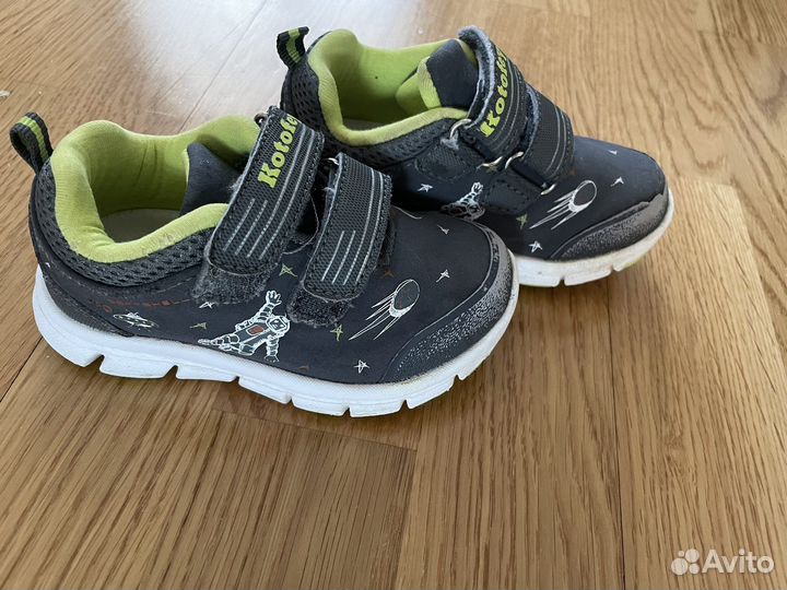 Кроссовки Котофей 22