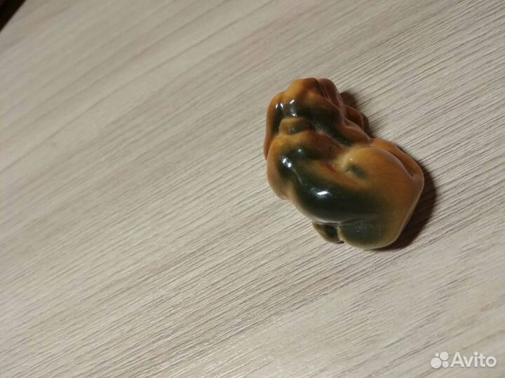 Фарфоровые статуэтка