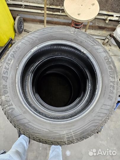 Goodyear Vector 4Seasons 205/60 R16 92
