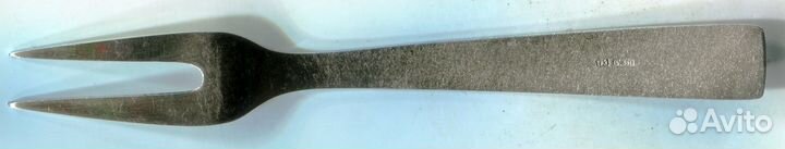 Серебряная вилка 916 пробы с эмалью для лимона