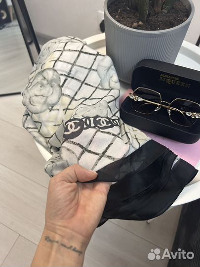 Платок шелковый chanel оригинал