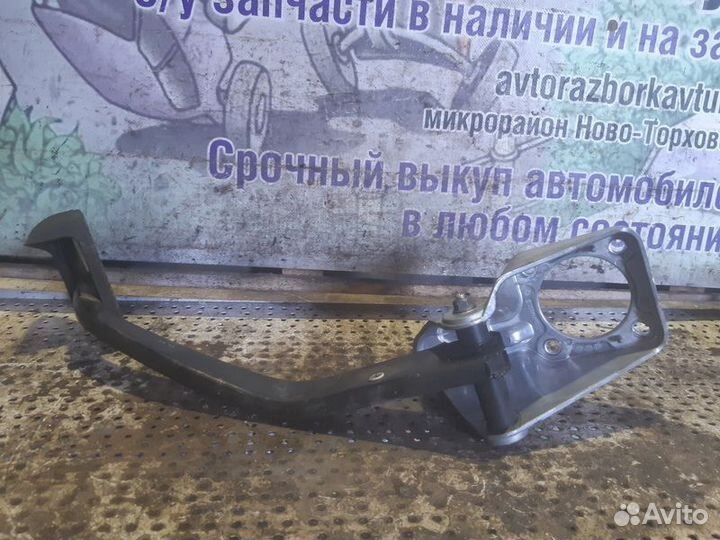 Педаль тормоза Mercedes-Benz M-класс