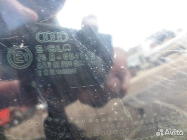 Стекло заднее Ауди 100 С4 седан