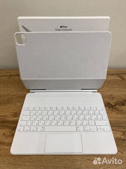 Apple magic keyboard iPad 12 9