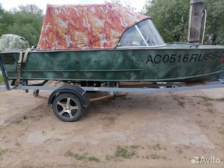 Моторная лодка