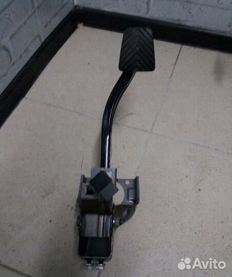 Педаль тормоза Kia Ceed 2 JD