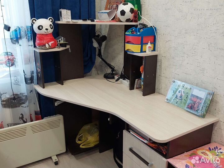 Компьютерный стол