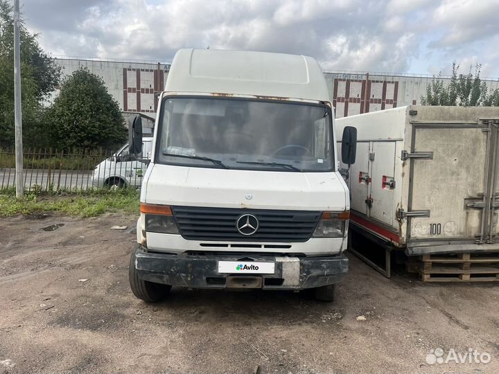 Mercedes-Benz 814D, 2000