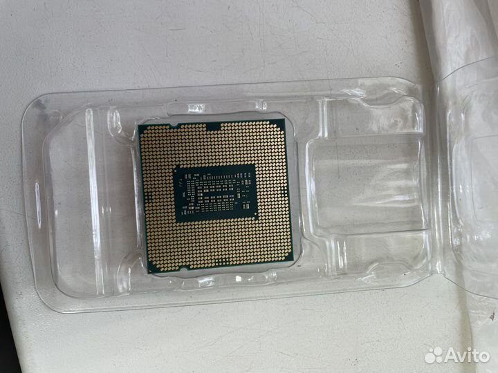 Intel R corem 15 15-10400F