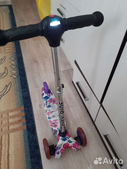 Самокат детский трехколесный бу