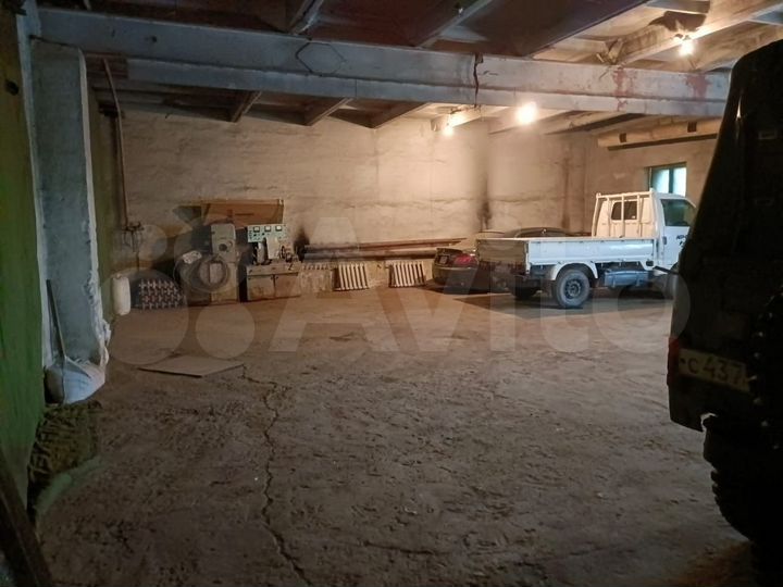 Машиноместо, 30 м²