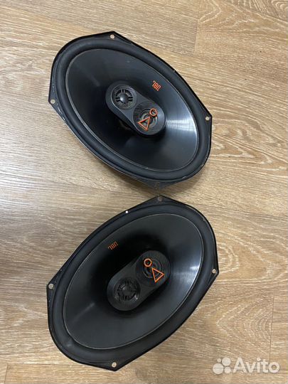 Автомобильные колонки jbl