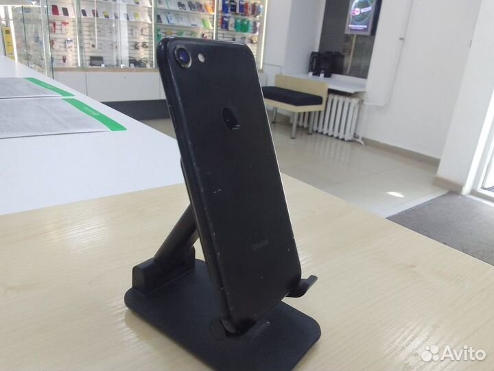 iPhone 7, 32 ГБ