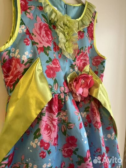 Платье для девочки 122