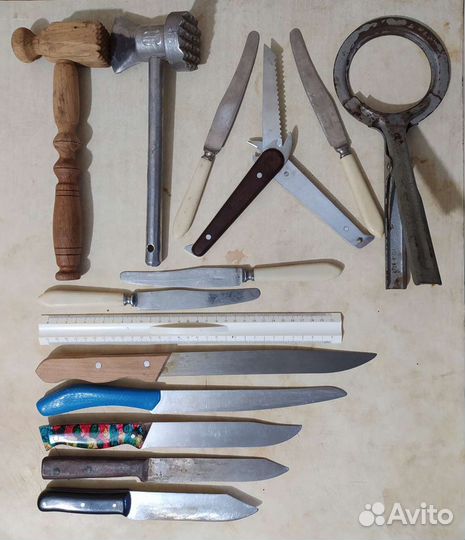 Посуда, хрусталь, утварь, банки и ножи времён СССР