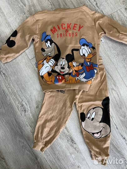 Костюмы детские новые