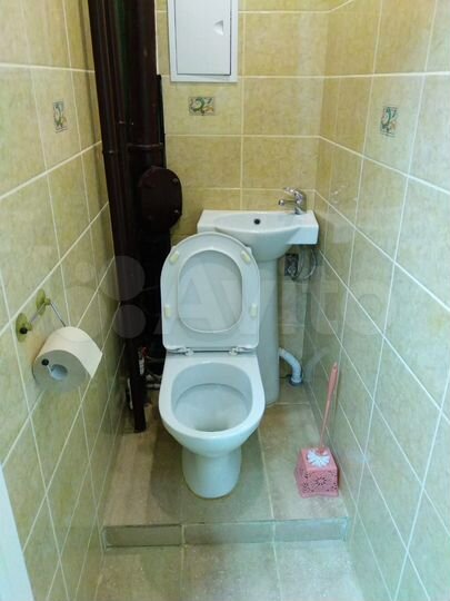 Комната 13 м² в 3-к., 1/6 эт.