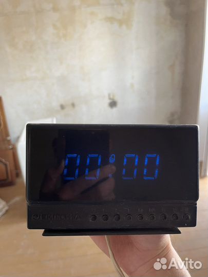 Часы Электроника