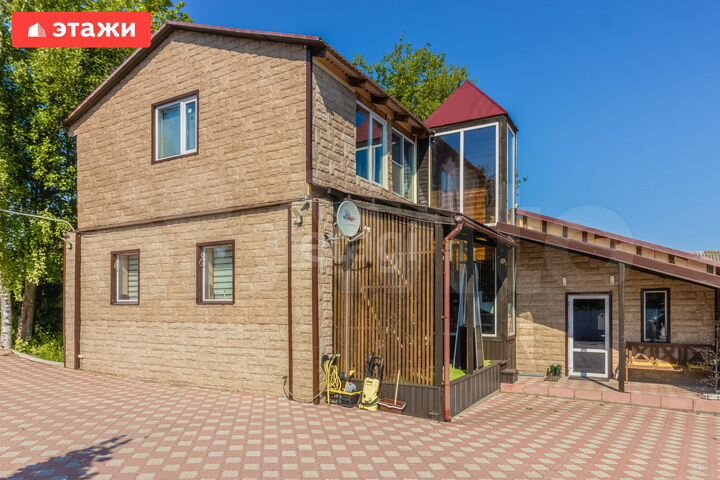 Дом 154 м² на участке 15 сот.