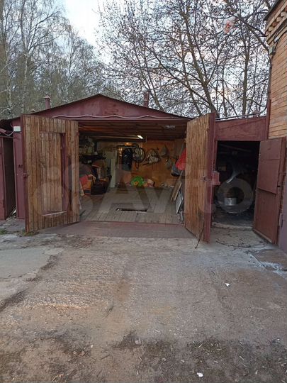 Гараж, > 30 м²