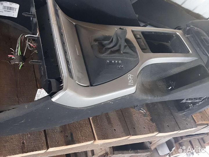 Подлокотник BMW X5 E53