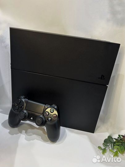 Sony PS4 + 700 игр