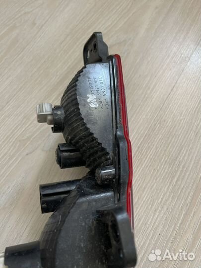 Kia carnival фонарь задний в бампер