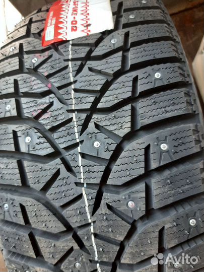 Bridgestone Blizzak Spike-02 245/40 R19 98T