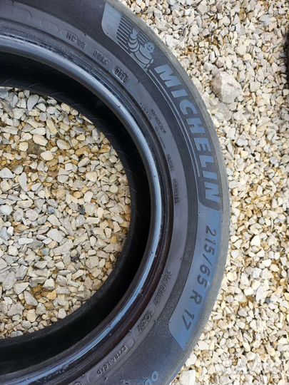 Michelin Primacy 4 215/65 R17