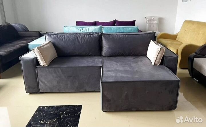 Диван угловой в стиле лофт