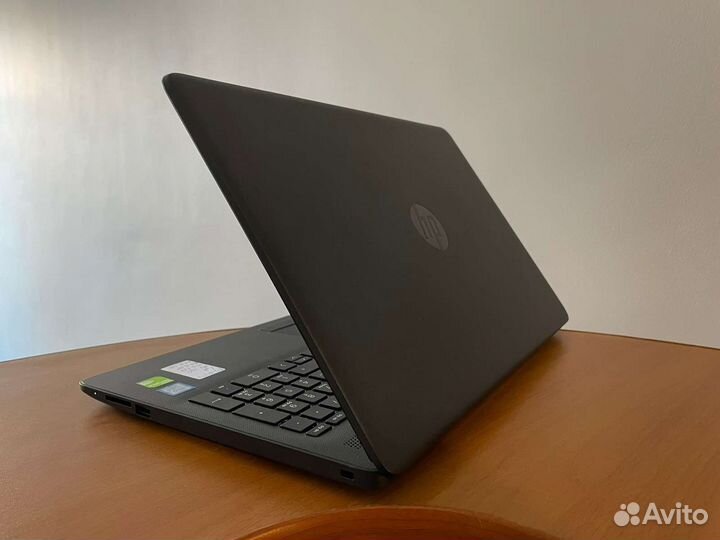 Ноутбук HP i3-8130U 8gb SSD+HDD MX150 2gb