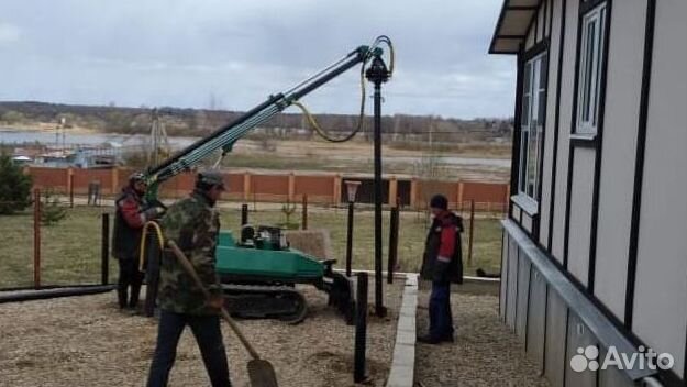 Металлические сваи с монтажом