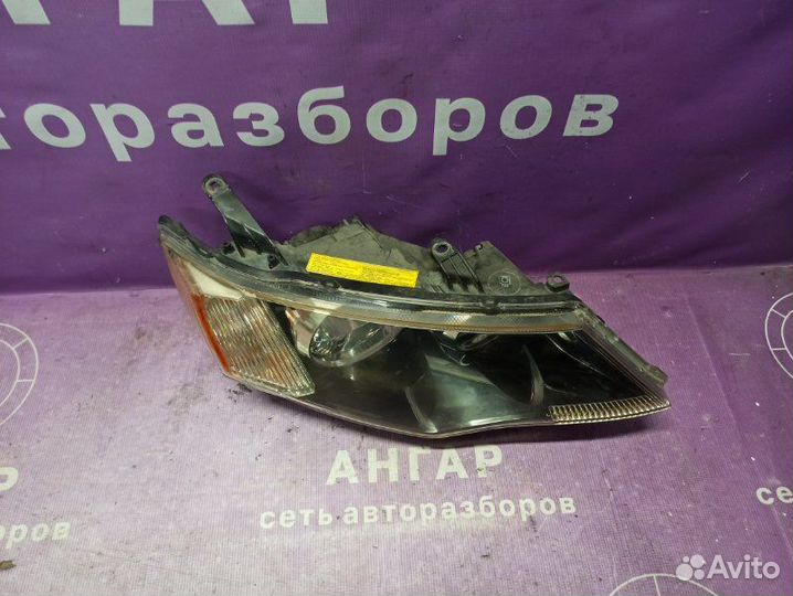 Фара ксеноновая передняя правая Mitsubishi