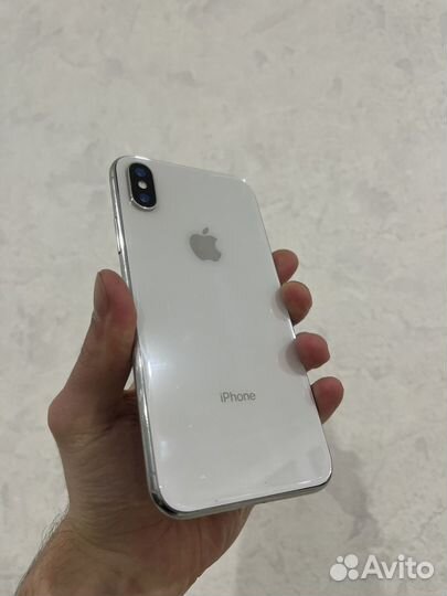 iPhone X, 64 ГБ