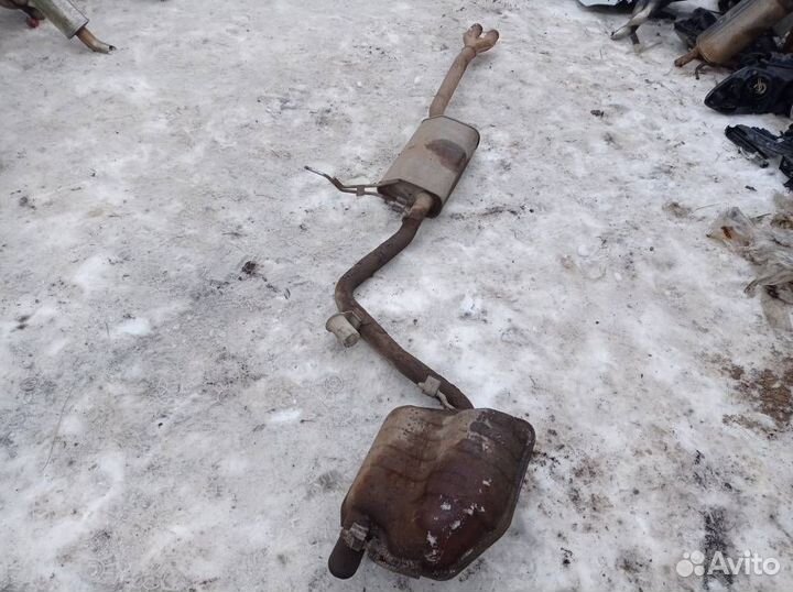 Задняя часть глушителя