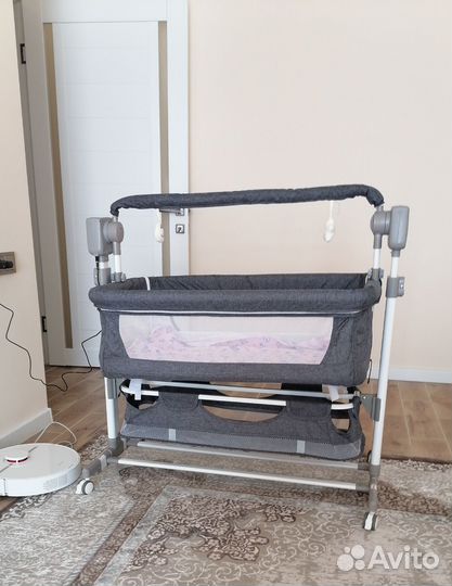 Приставная кроватка манеж