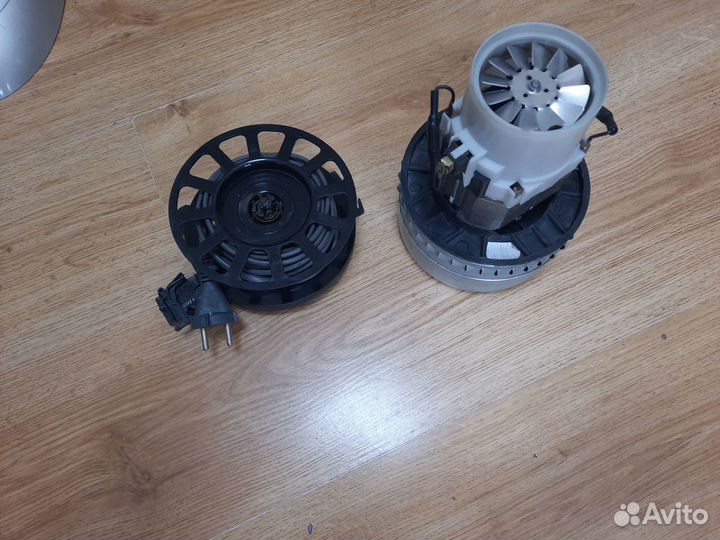 Пылесос Zelmer profi 1600w (запчасти) бу