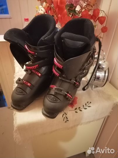 Горные лыжи rossiginol, ботинки и палки