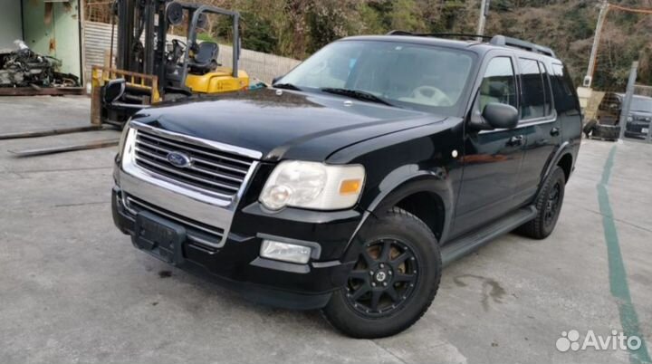 В разборе Ford Explorer 2009