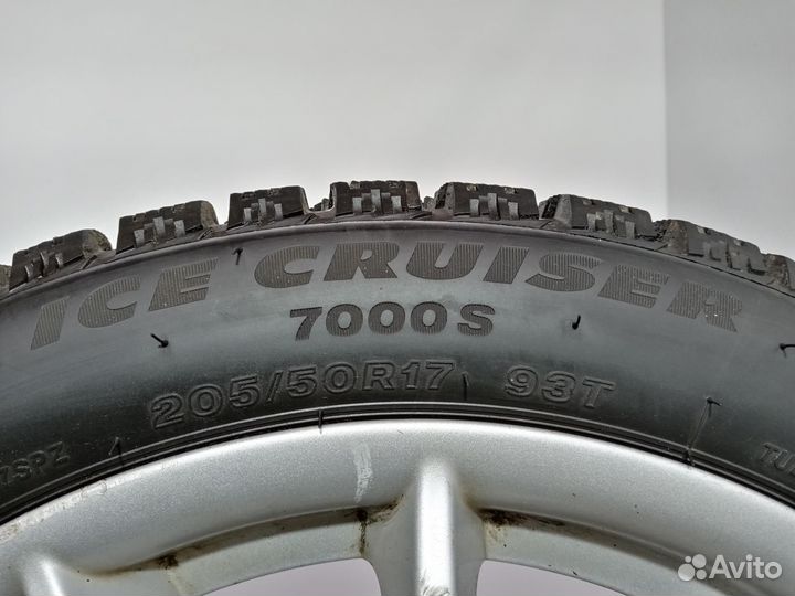 Bridgestone Ice Cruiser 7000S 205/50 R17