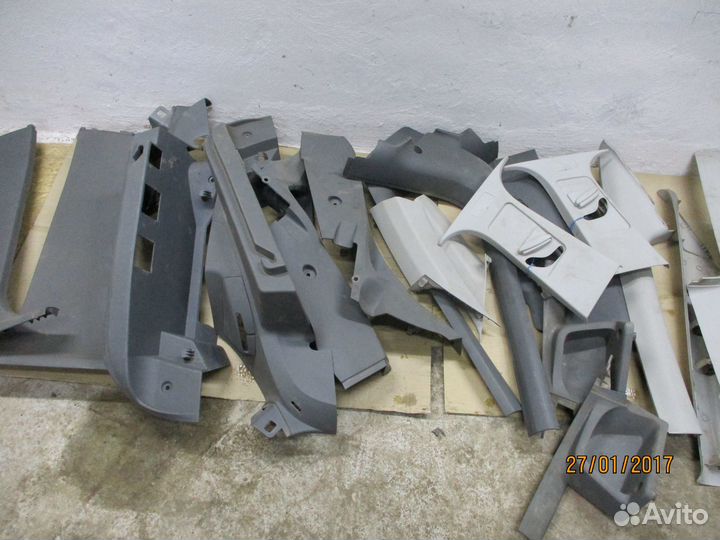 Обшивка салона Форд Фокус 2 рестайлинг хэтчбек