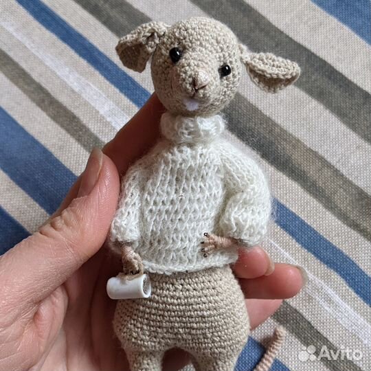 Вязанная игрушка Мышь