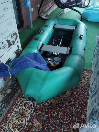 Резиновая лодка