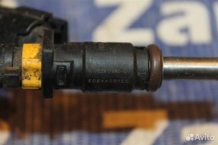 Форсунка топливная Рампа Пежо 408