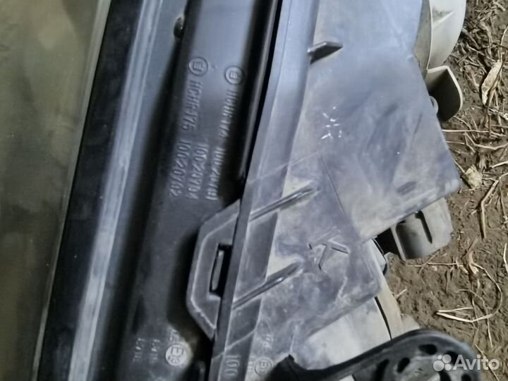 Фара на subaru outback