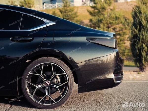 Литые диски R19 на Lexus ES