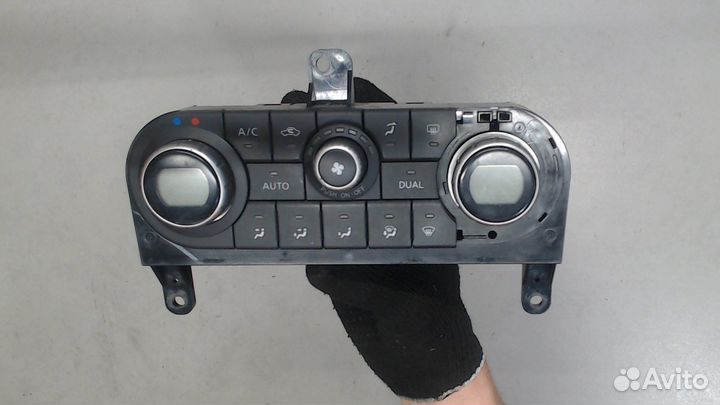 Переключатель отопителя Nissan Qashqai, 2010