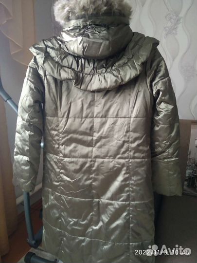 Пальто женское новое,наполнитель синтепон
