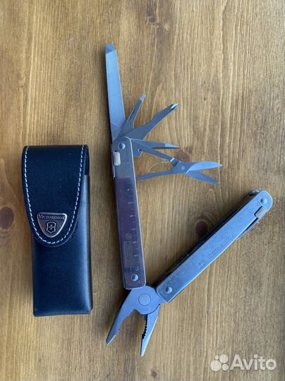 Нож складной мультитул victorinox